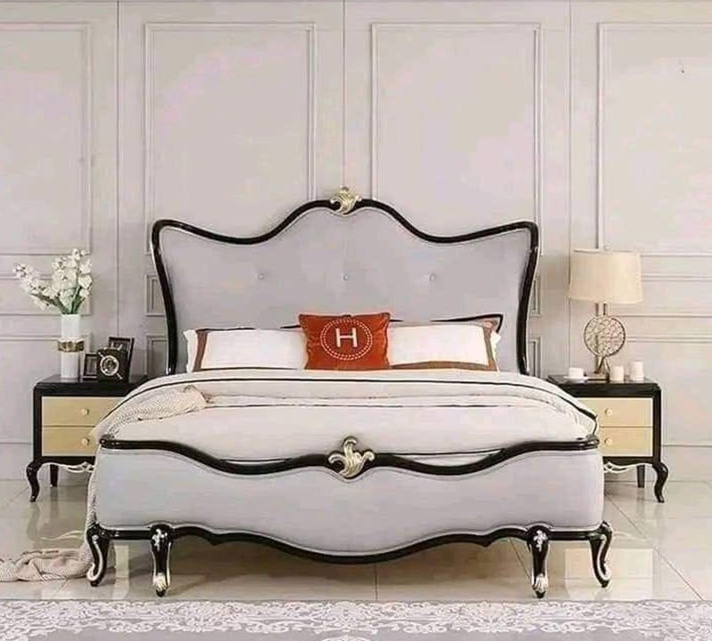 Royal Elegance Victorian Bed Frame – King Size
