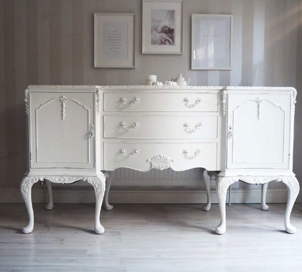 Vintage Carved Sideboard – Classic White Finish