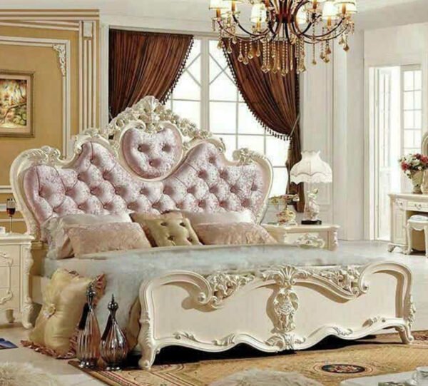 Heart Crown Royal Bed – Velvet Pink Upholstery